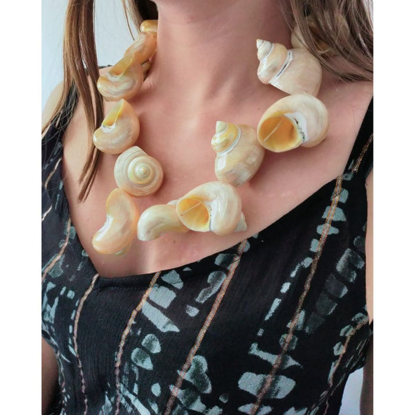 Adjustable Big Shells Necklace