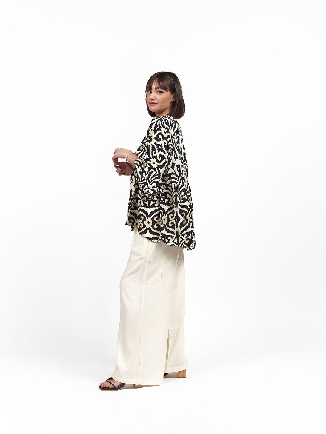 Blusa camicia seta bottoni volant Berenice - nero - Bijondo