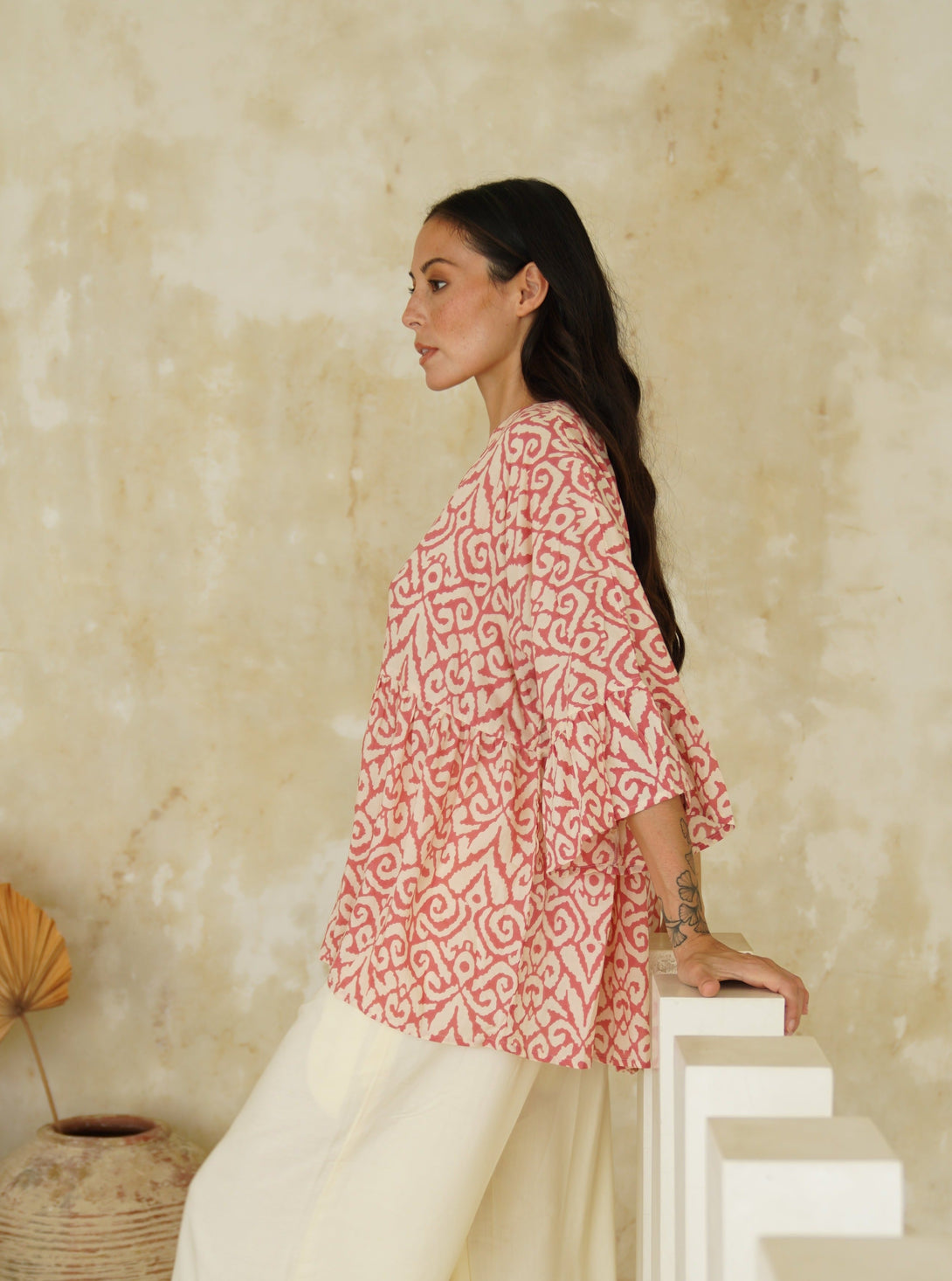 Blusa camicia viscosa bottoni volant Tina-corallo-Bijondo