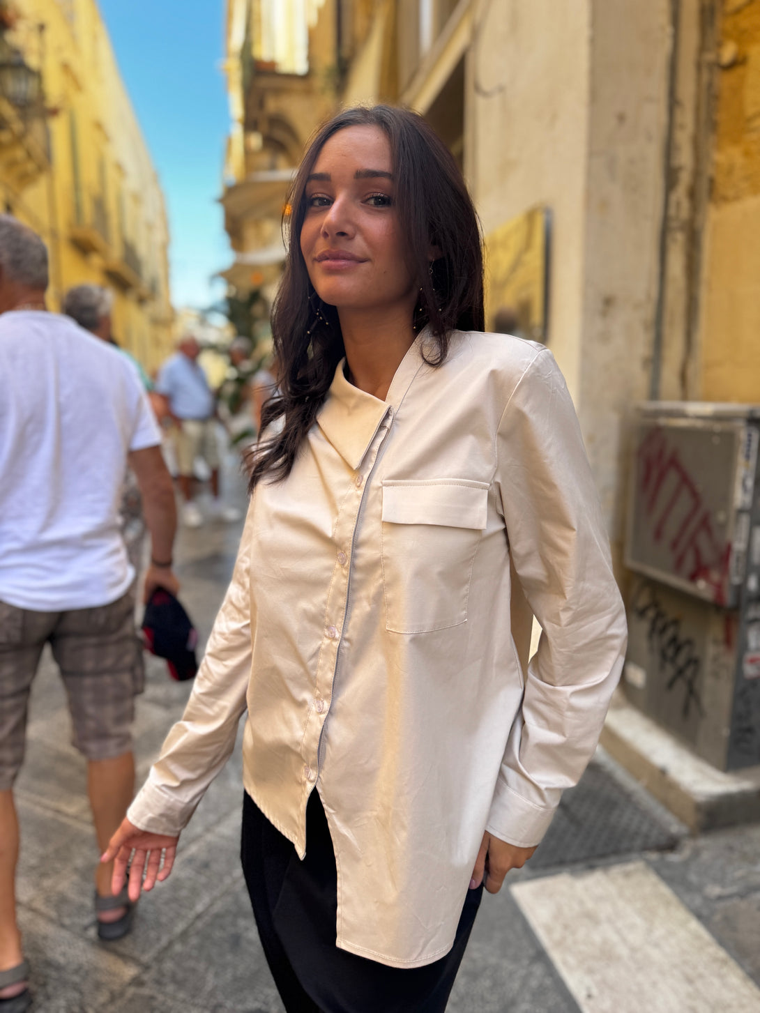 Camicia con metà colletto Loren-camicia-Bijondo-Panna-taglia unica-Bijondo