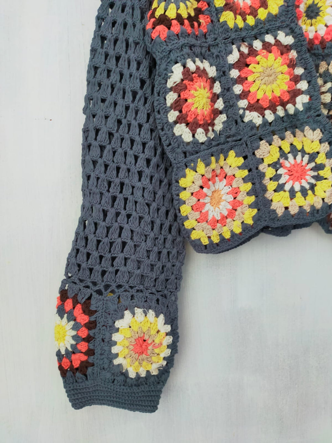 Cardigan Crochet Pattern Liquirizia-Cardigan-Bijondo-Bijondo