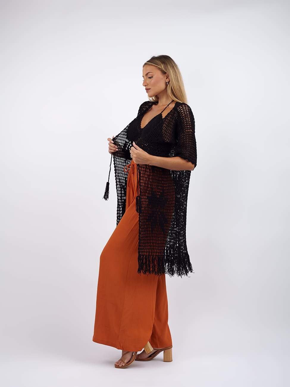 Cardigan con frange Crochet Maria - nero - Bijondo