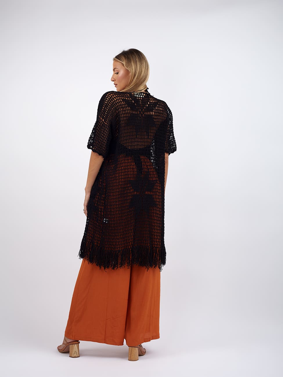 Cardigan con frange Crochet Maria - nero - Bijondo