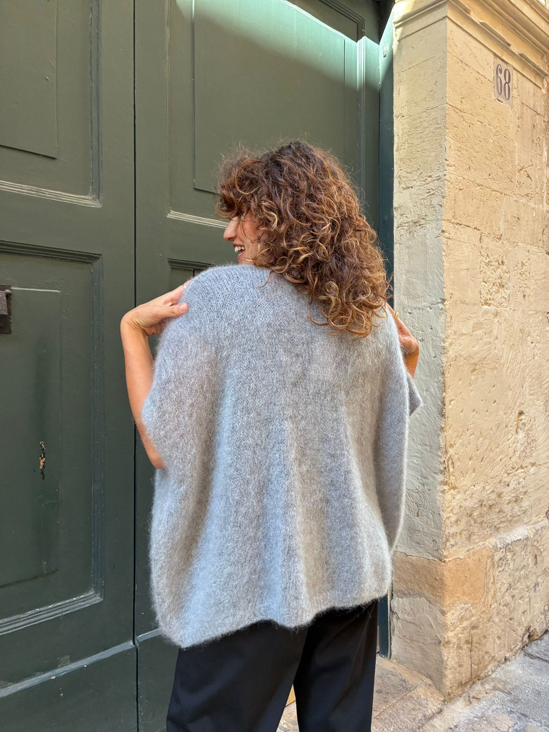 Cardigan senza manica e bottoni madreperla Hallie-Maglione-Bijondo-Bijondo