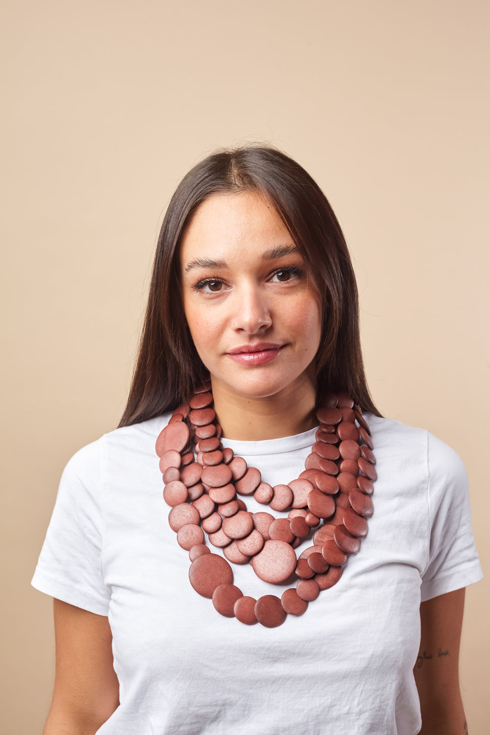 Collana Lunga In Corda Nera Con Perline Di Legno Multicolore - Avalaya - Gioiello Etnico, Lunghezza 60cm, Chiusura A Bottone