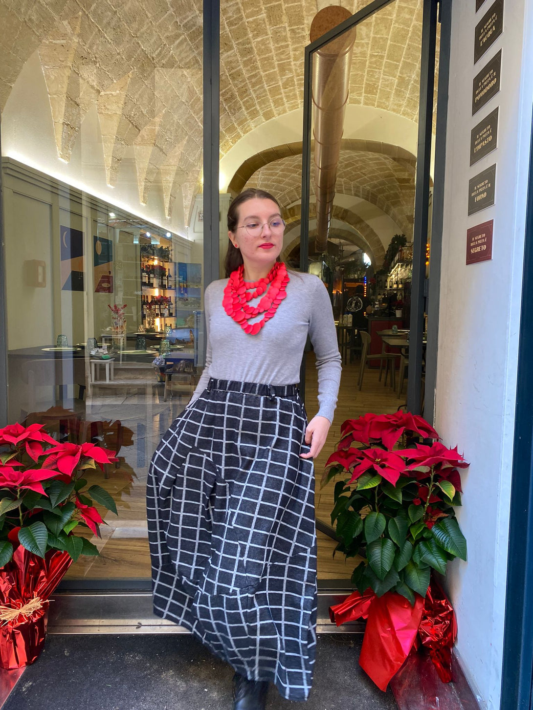 Collana Guinea legno leggera-nude-Bijondo