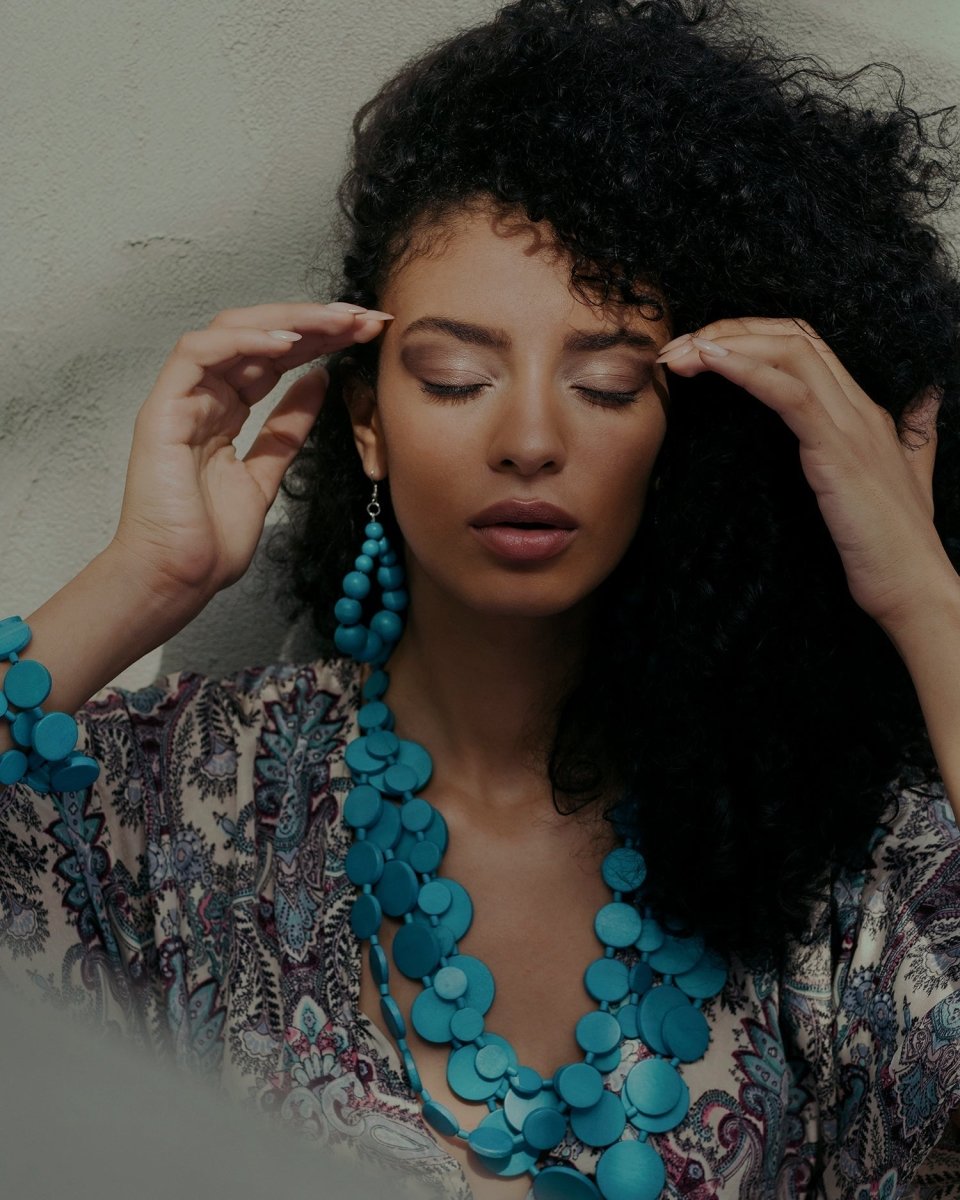 Collana Italia legno - azzurro - Bijondo