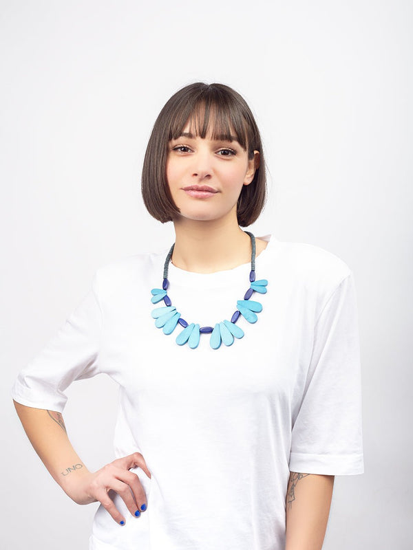 Collana Legno Corta Petaloudes - azzurro - Bijondo