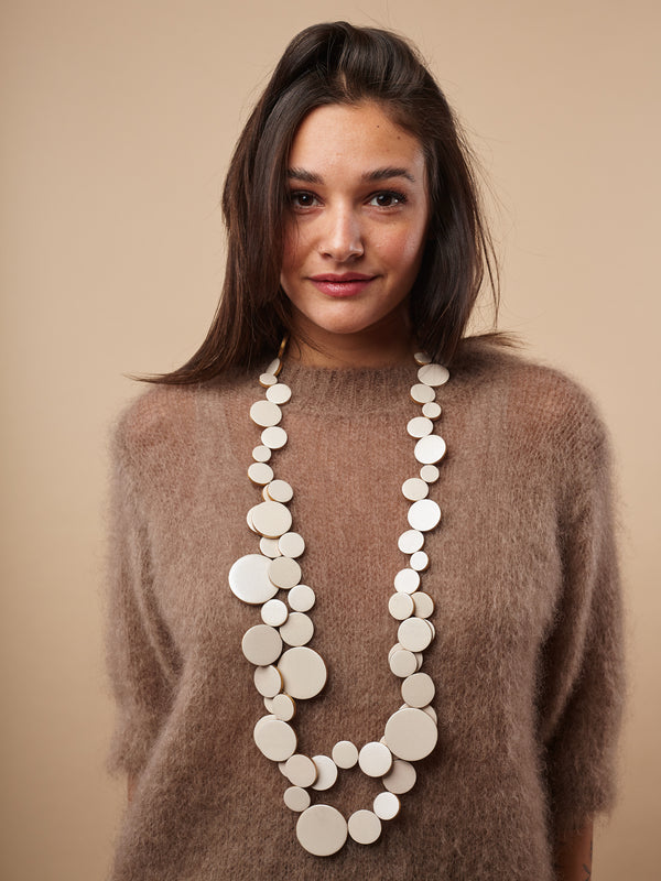 Collana Maiana legno lunga metallic lines-collana-Bijondo-Bianco oro-Bijondo