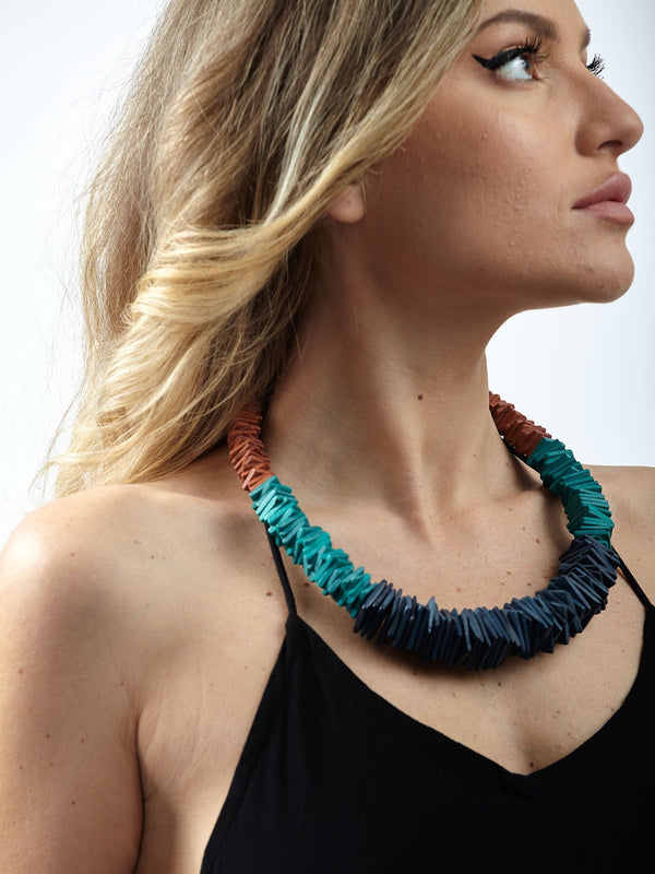 Collana legno Norvegia-petrolio-Bijondo