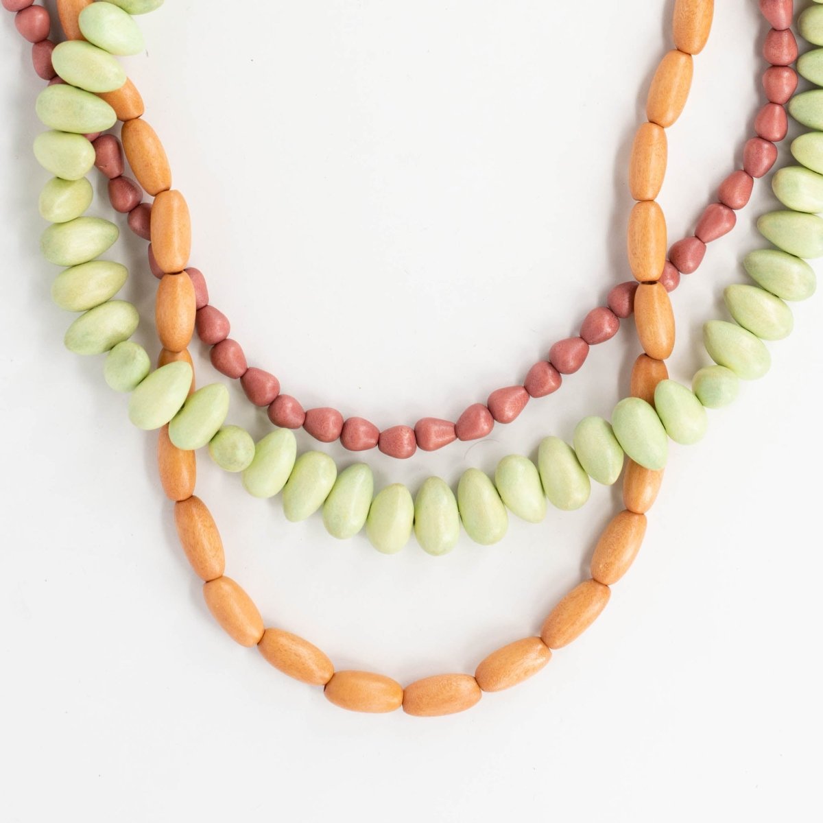 Collana in legno, 5 perline di diversi colori, collana in legno da surfista, stile tribale, collana girocollo in legno, boho, uomo, donna, elasticizzata, collana in legno in 5 colori - Italia