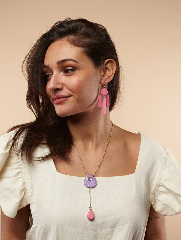 Collana legno, madreperla e resina, leggera Oaklyn-collana-Bijondo-Candy Pop-Bijondo