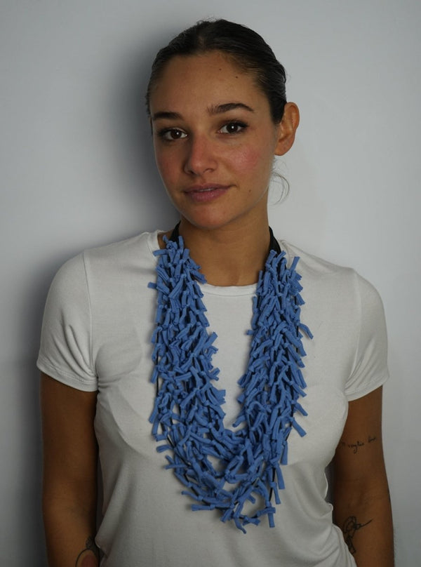 Collana tessuto Tonga Medium - celeste - Bijondo