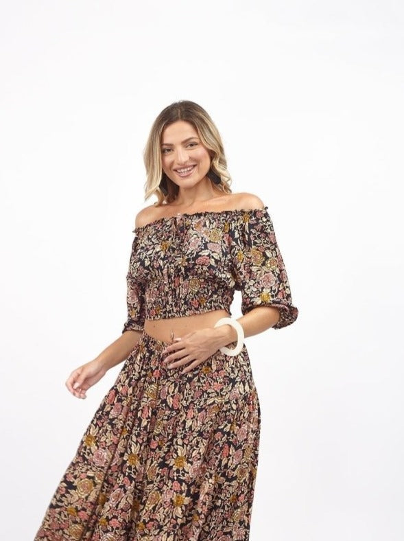 Crop Top rayon con scollo bardot Olivia - nero - Bijondo