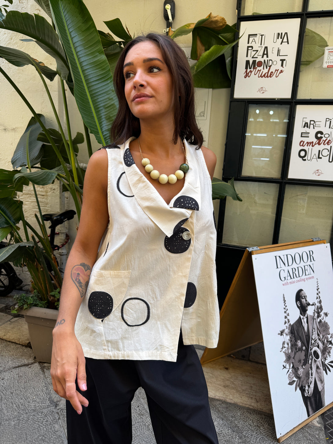 Gilet/Top a pois con colletto a bicchiere Lucy-top-Bijondo-Bijondo