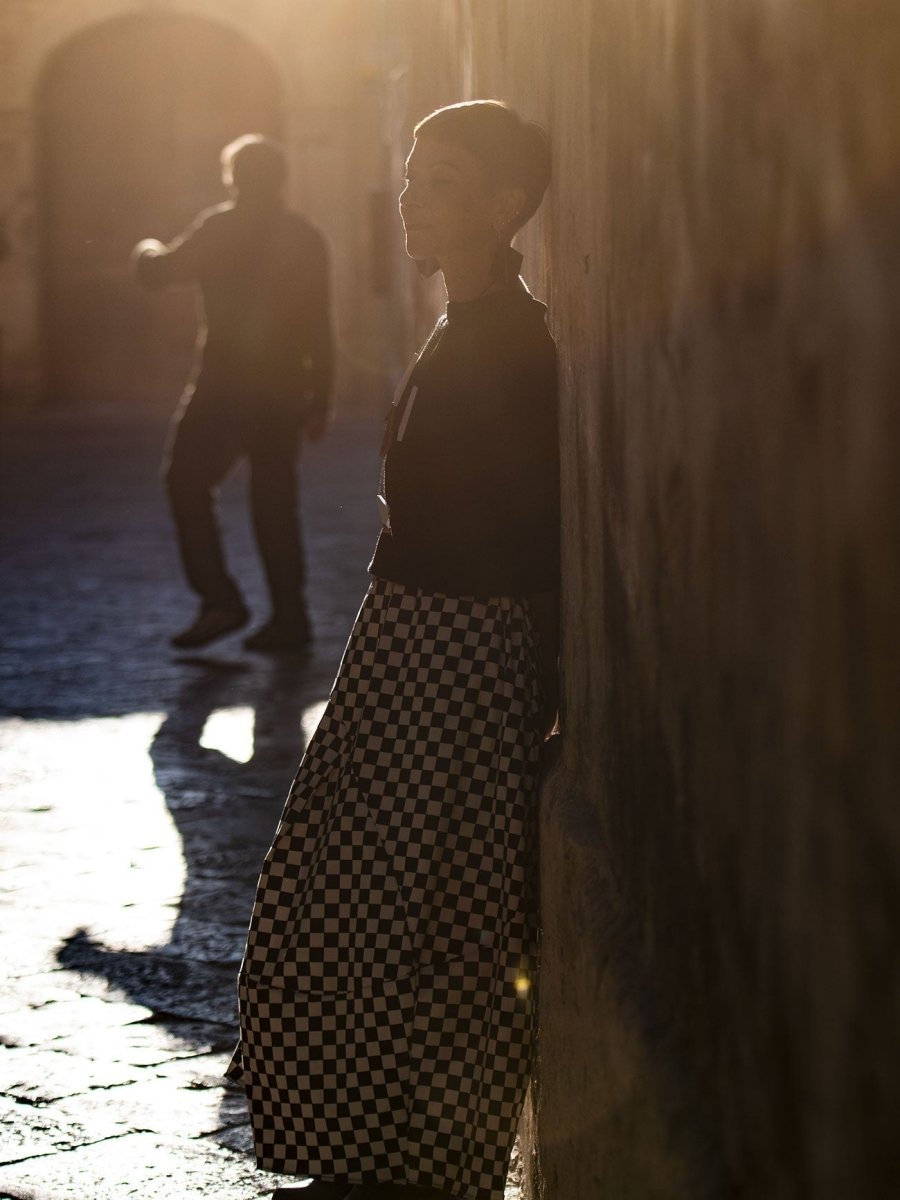 Gonna midi over fantasia scacchi Nancy - nero - Bijondo