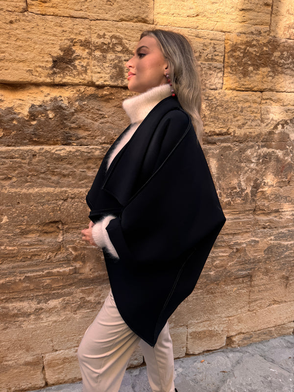 Giacca corta asimmetrica Giusy