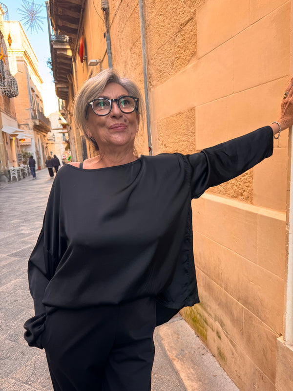 Blusa in raso Leonie