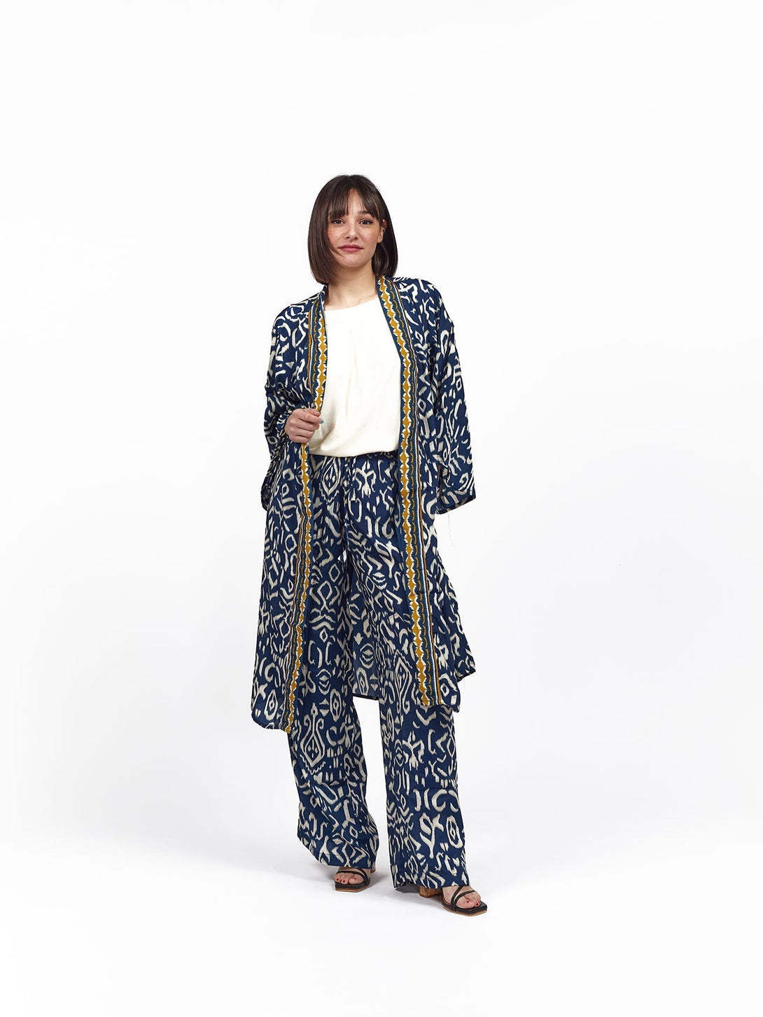 Kimono corto seta tasche Berenice - blu scuro - Bijondo