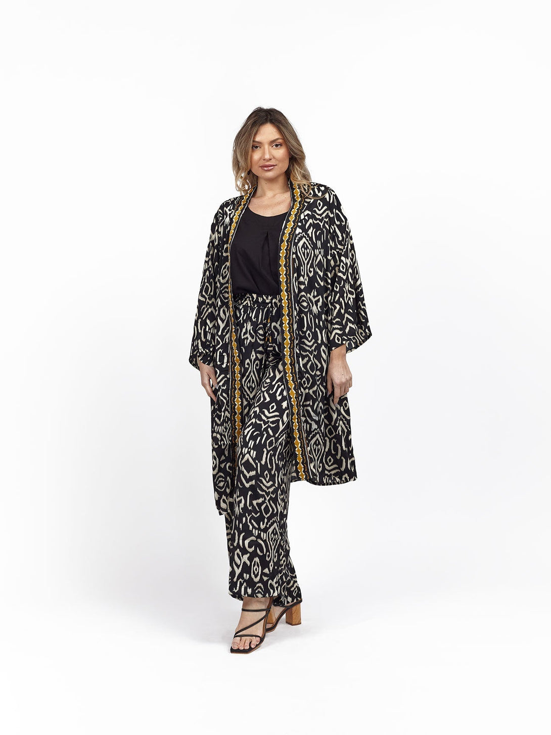 Kimono corto seta tasche Berenice - nero avorio - Bijondo