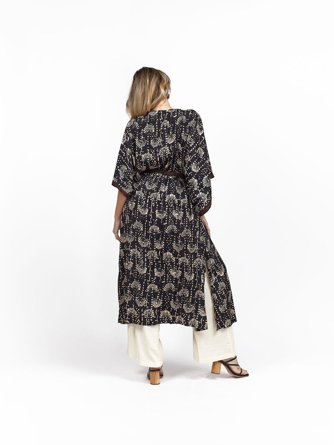 Kimono lungo seta boho cintura Nina - nero - Bijondo