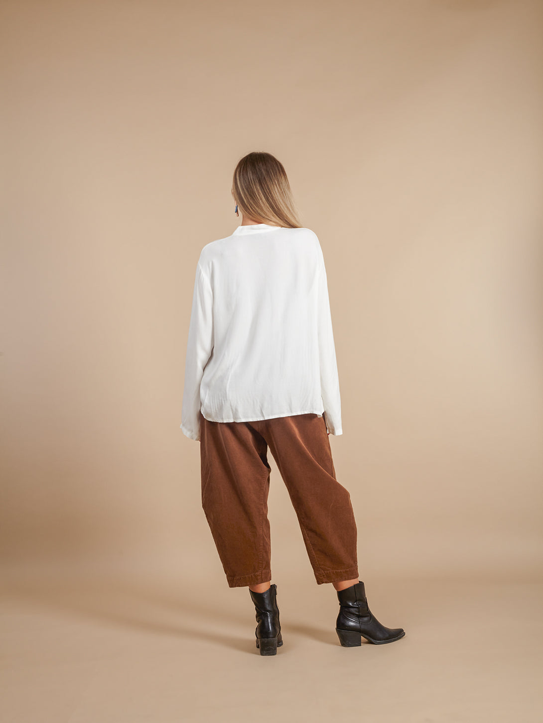 Maglia viscosa con bottoni, collo alla coreana Barbara-maglia-Bijondo-Bijondo