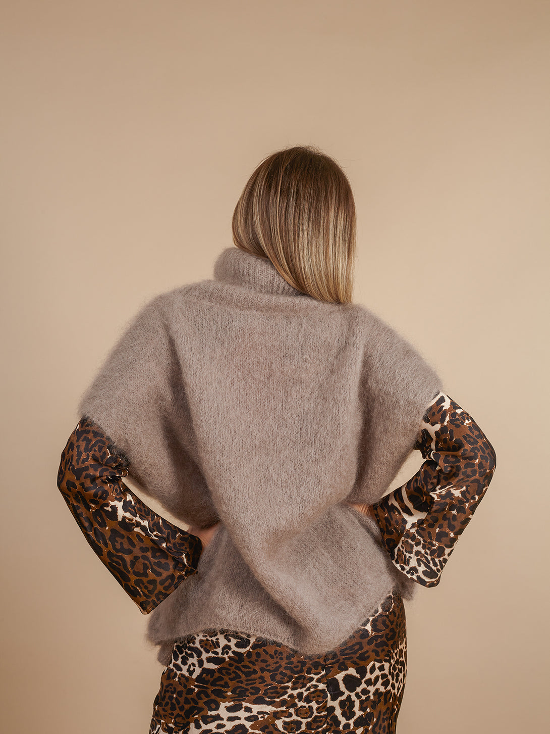 Maglione Lilo collo alto smanicato kid mohair-Maglione-Bijondo-Bijondo