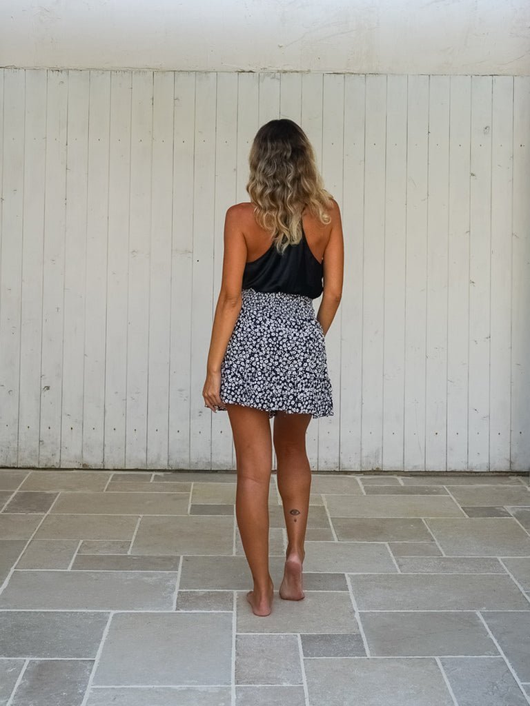 Minigonna a balza vita elasticizzata Mira - nero fiori - Bijondo