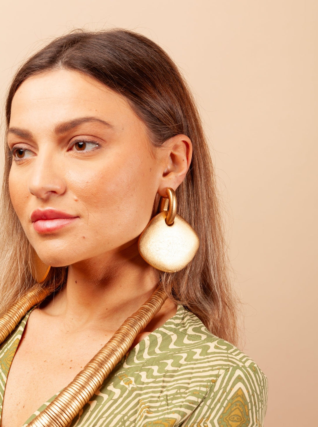 Orecchini Faiza legno metallic-orecchini-Bijondo-Bijondo