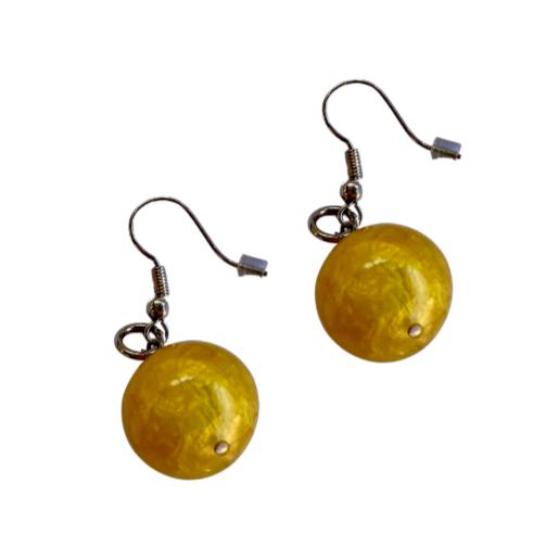 Orecchini Svezia resina e madresperla - giallo - Bijondo