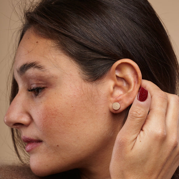 Orecchini a lobo legno mini Nele Metallic-orecchini-Bijondo-Bijondo