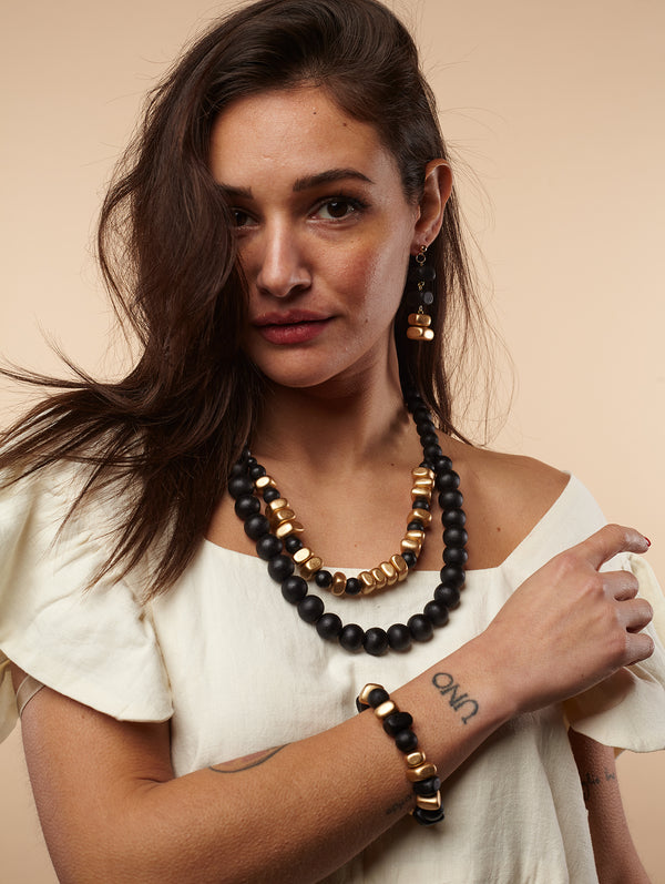 Orecchini legno, leggeri Taylor metallic, costume jewelry-orecchini-EW-Nero-Bijondo