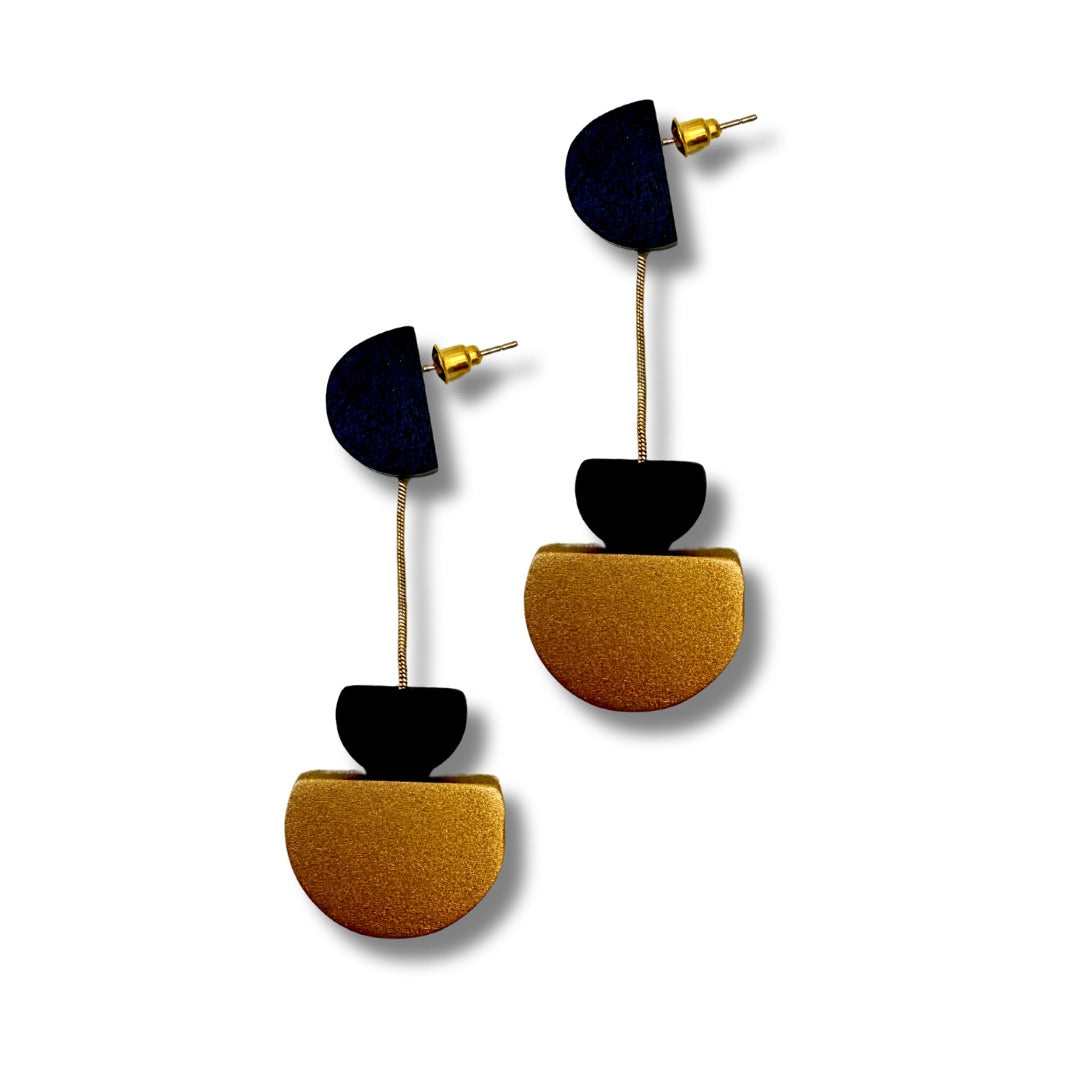 Orecchini legno pendenti leggeri Kira metallic-orecchini-EW-nero-Bijondo