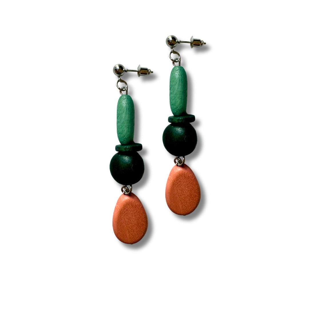 Orecchini lunghi, leggeri, legno Margie-Orecchini-Bijondo-Botanical Oasis-Bijondo