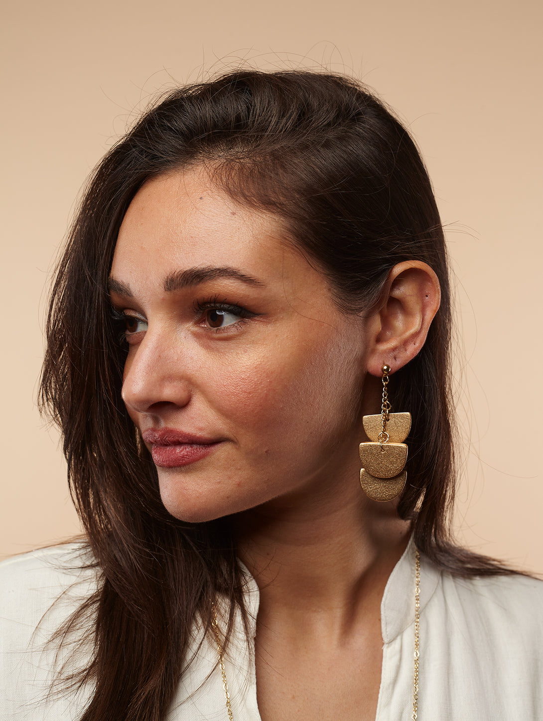 Orecchini lunghi, leggeri, legno Scottie-orecchini-Bijondo-Oro-Bijondo