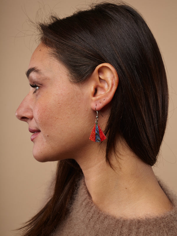 Orecchini madrepora e madreperla Melli-orecchini-Bijondo-Rosso-Bijondo