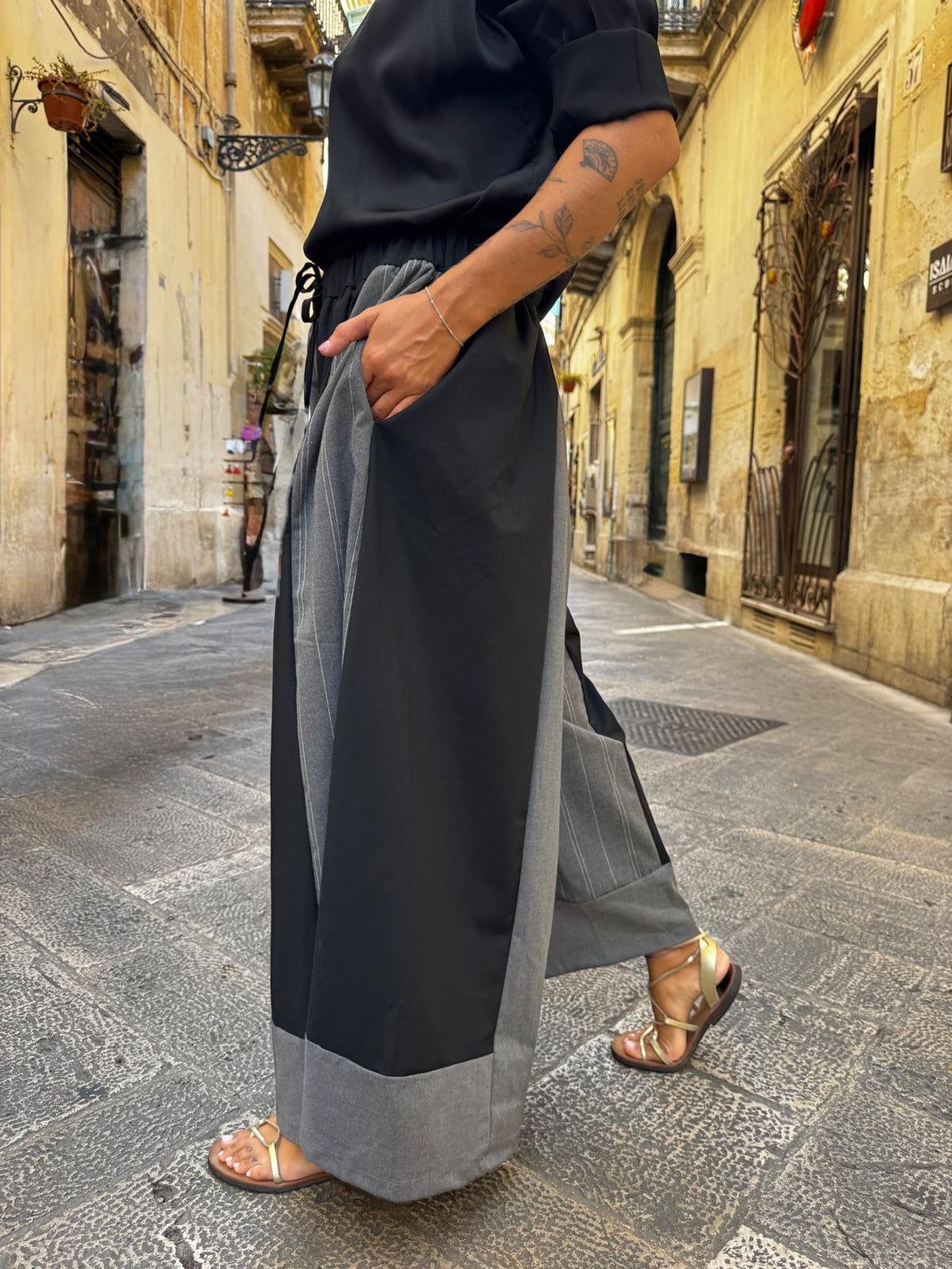 Pantaloni ampi bicolor cotone Michelle-Pantaloni-Bijondo-grigio-taglia unica-Bijondo