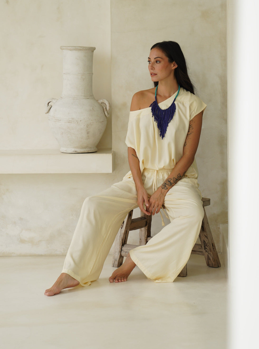 Pantaloni basic tinta unica viscosa Karol-nero-Bijondo