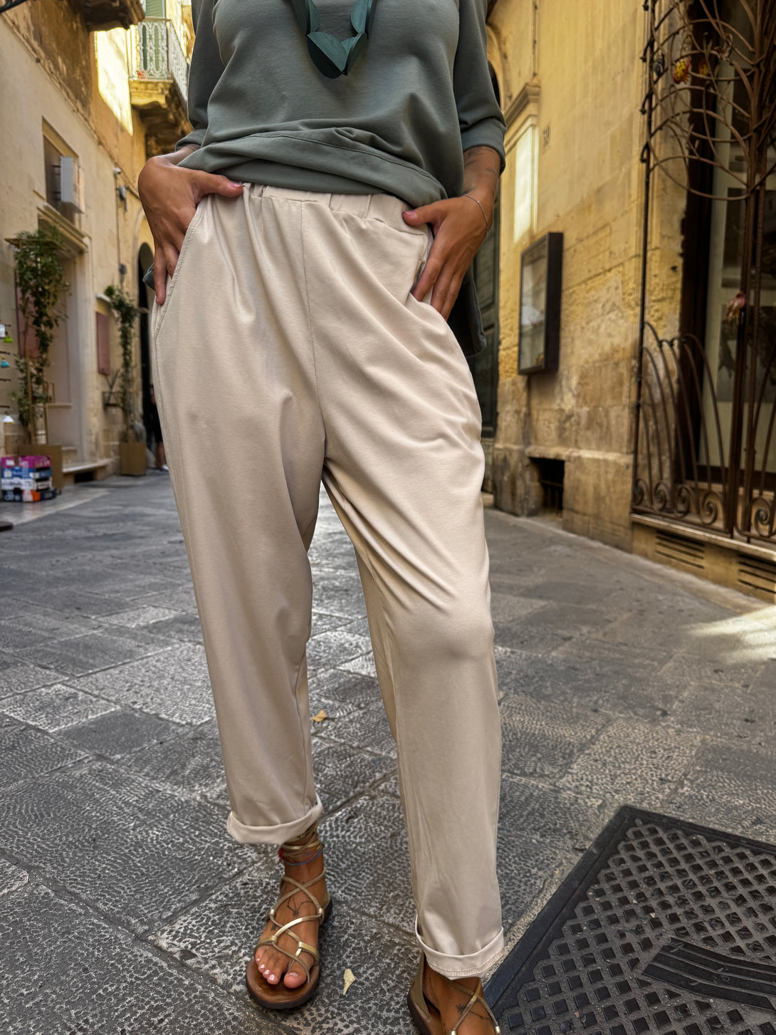 Pantaloni morbidi elastico in vita Devi-pantaloni-Bijondo-Panna-taglia unica-Bijondo