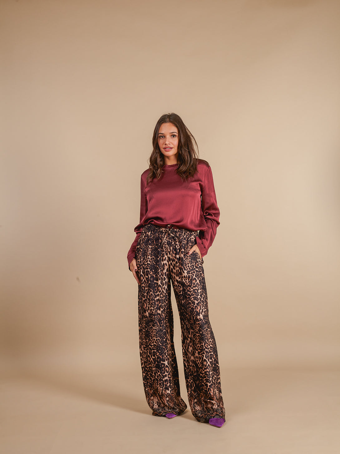 Pantaloni viscosa raso animalier Gloria-pantaloni-Bijondo-Leopardato-S-Bijondo