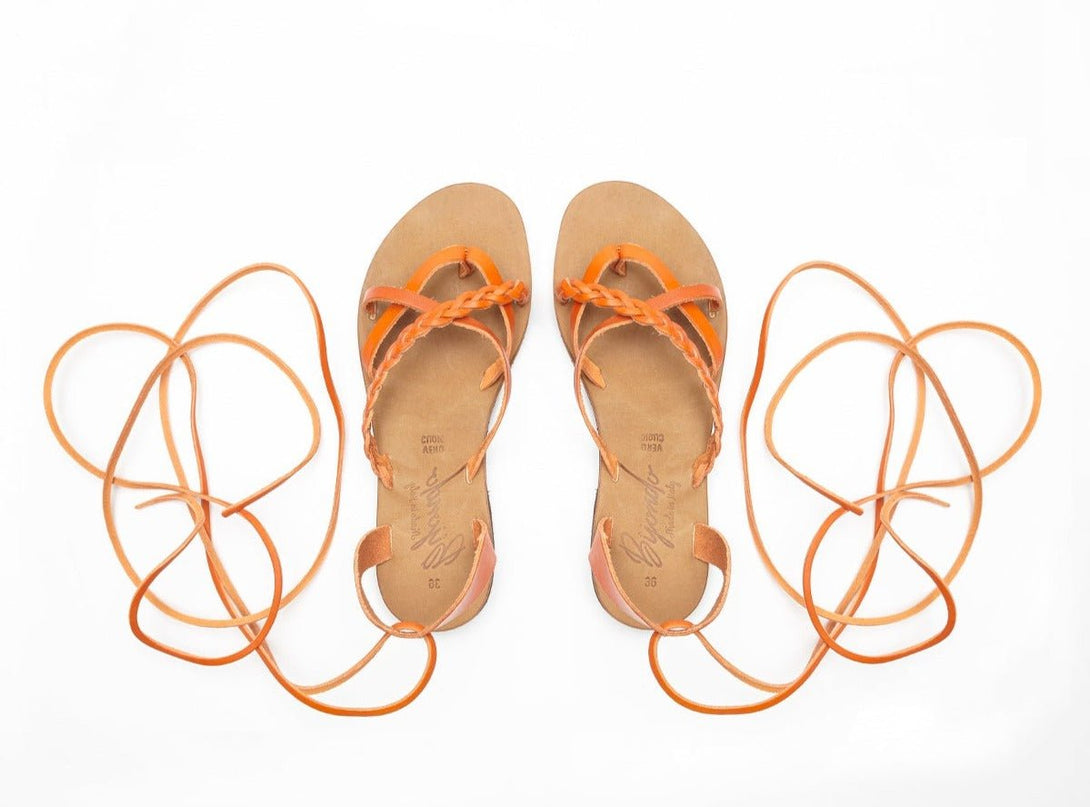 Sandalo in pelle infradito alla romana Cecília - arancione - Bijondo