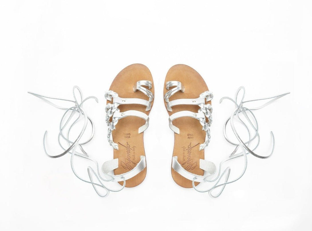 Sandalo in pelle laminato argento alla romana Vitória - argento - Bijondo