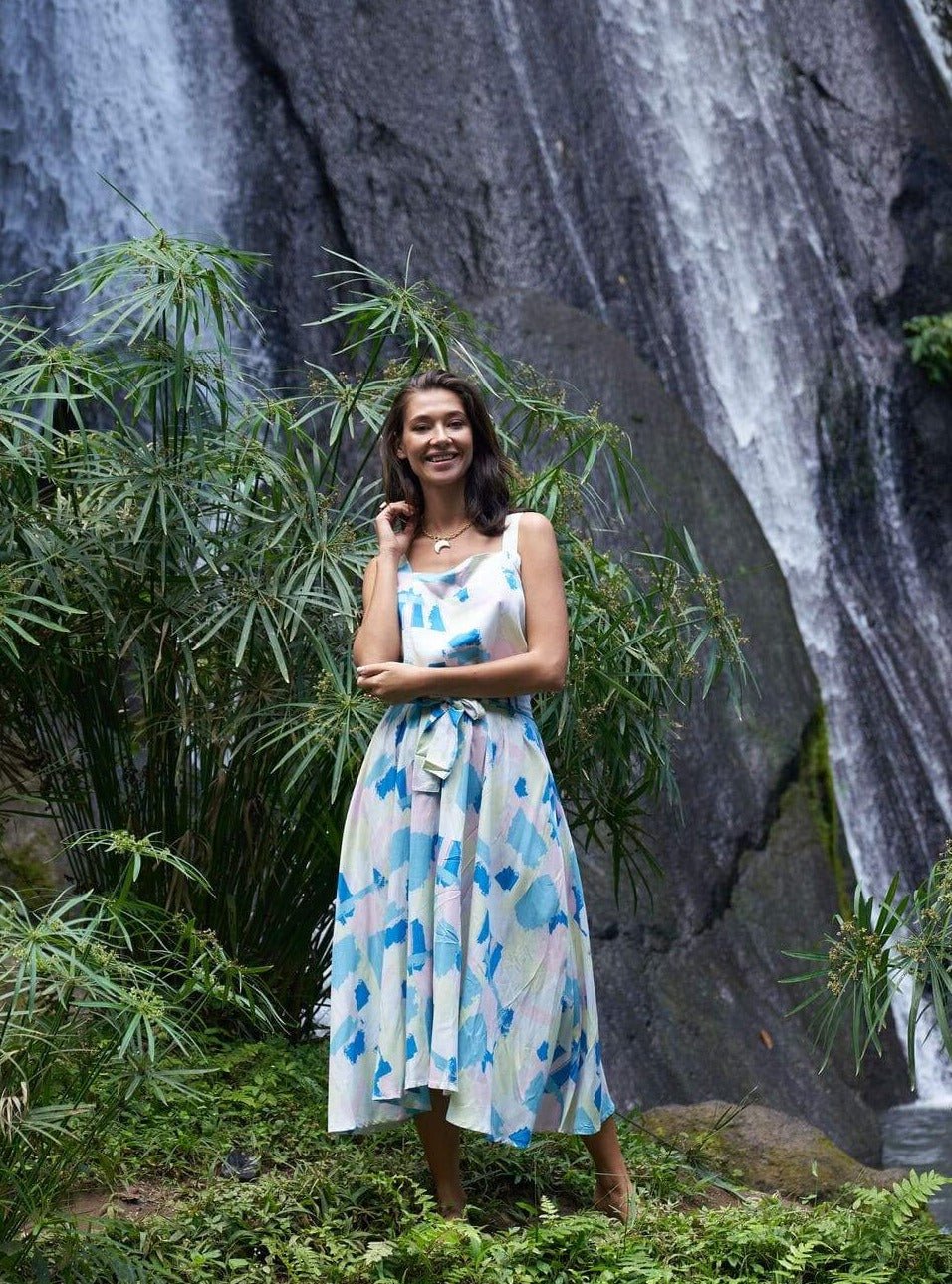 Set rayon midi elegante Zadie - celeste - Bijondo