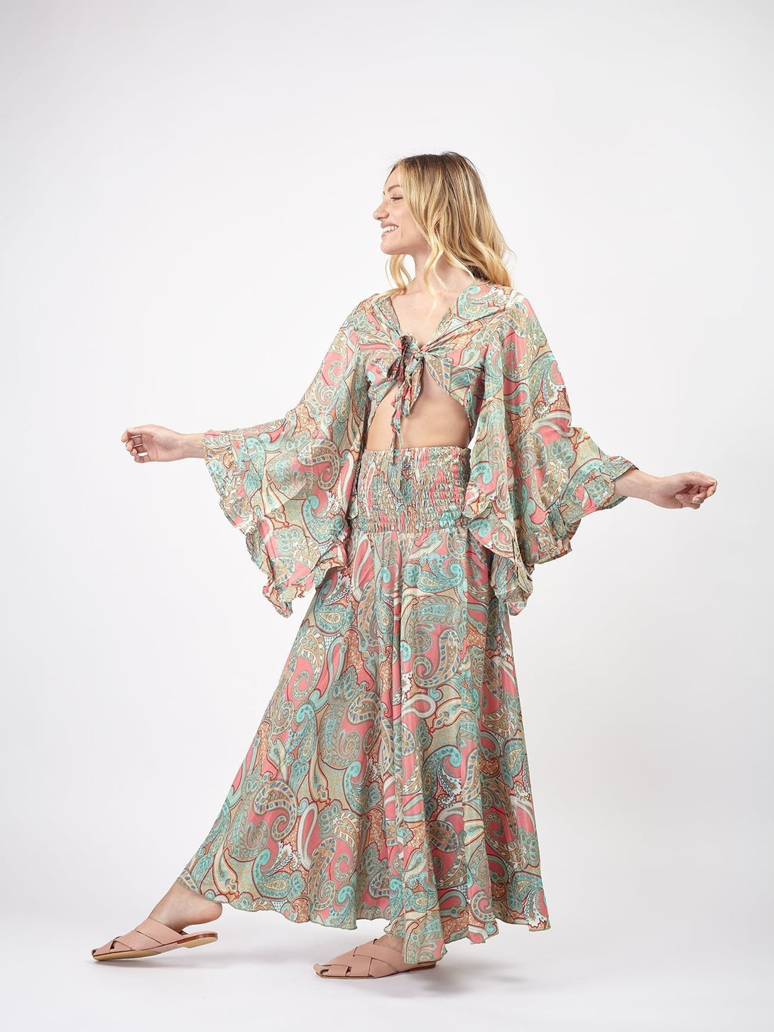 Set seta crop top e pantaloni Fatima - pesca - Bijondo