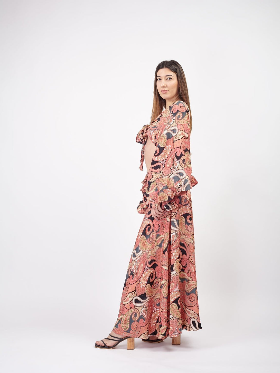 Set seta crop top e pantaloni Fatima - pesca - Bijondo