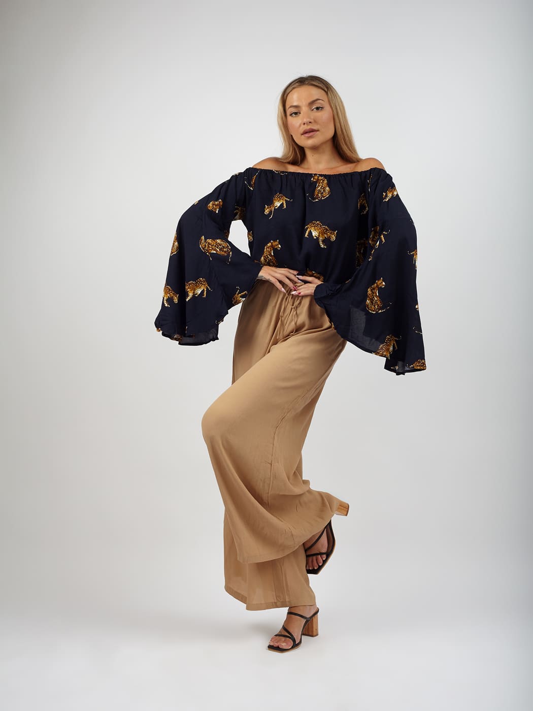 Top Iris - nero - Bijondo