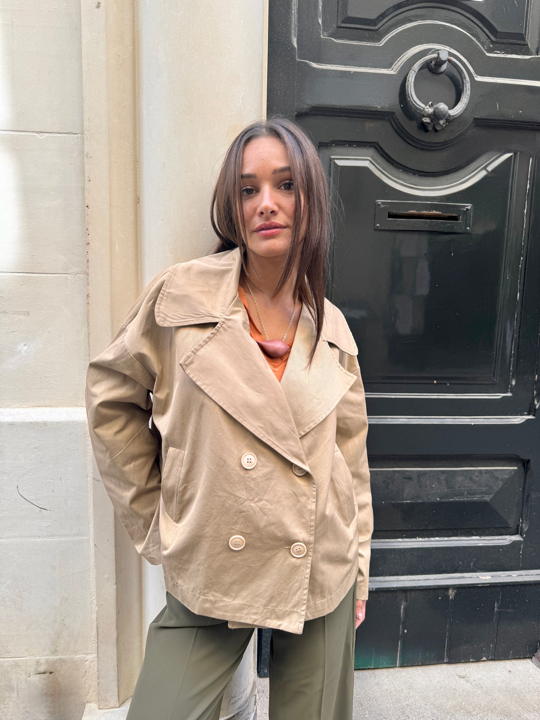 Trench corto beige Myla-giacca-Bijondo-Bijondo