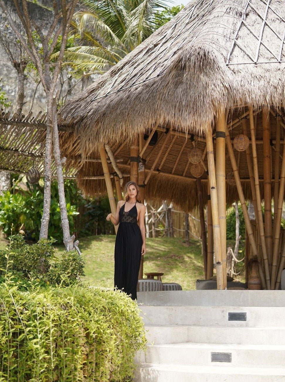 Vestito Elowen Open Back - nero - Bijondo