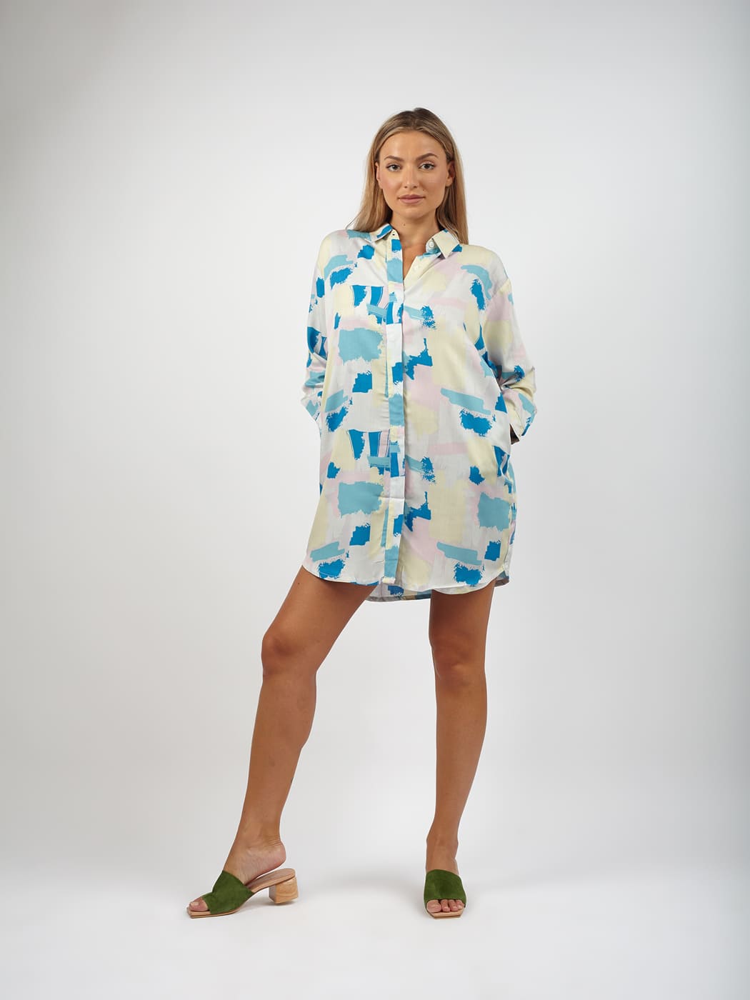 Vestito camicia corto con tasche Enza - multicolor - Bijondo