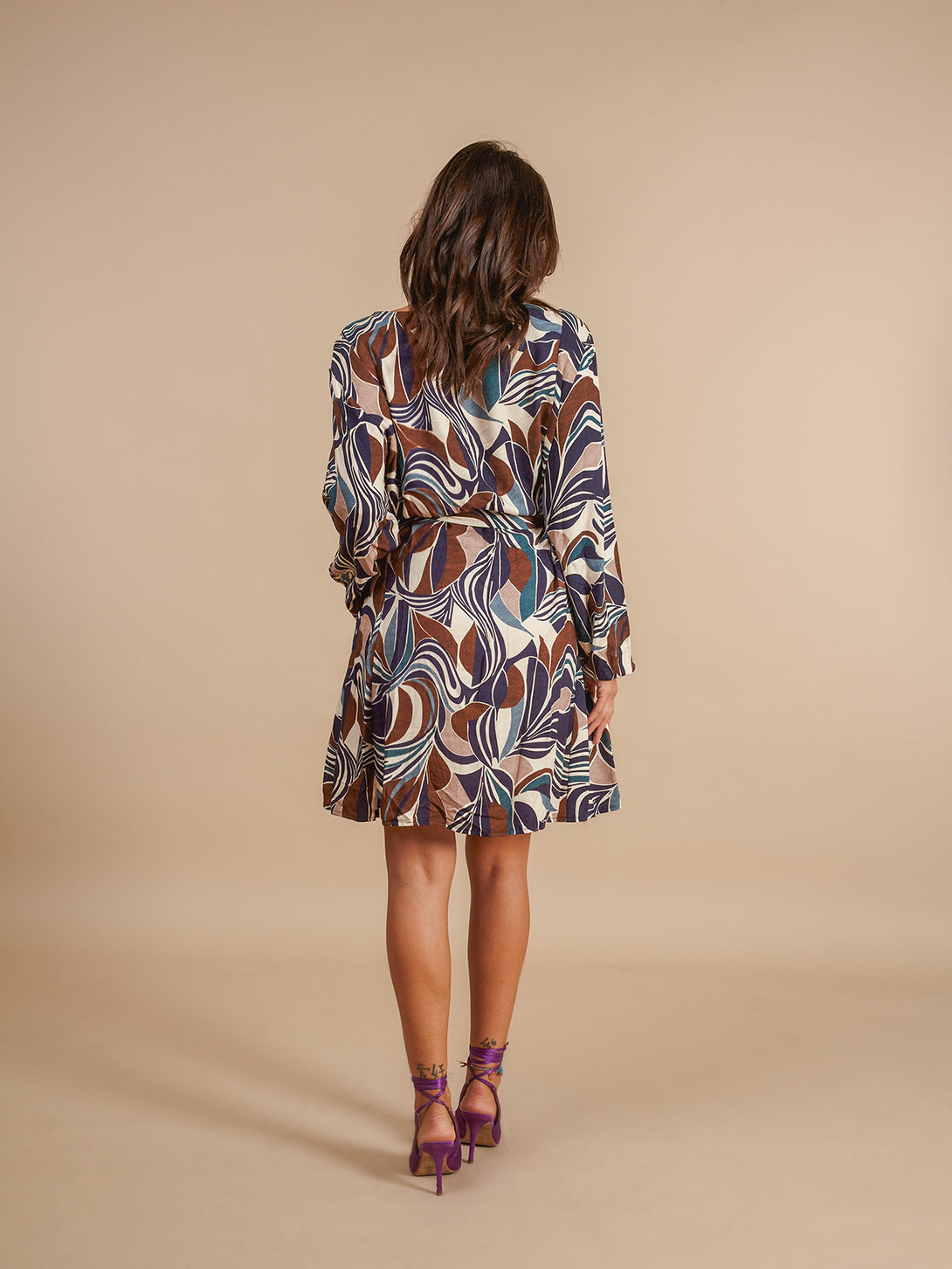 Vestito corto con cintura Winona-vestito corto-Bijondo-Bijondo